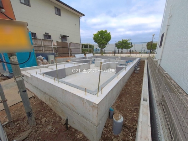 市川市平田４丁目の新築一戸建