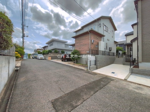 松戸市小金原８丁目の新築一戸建