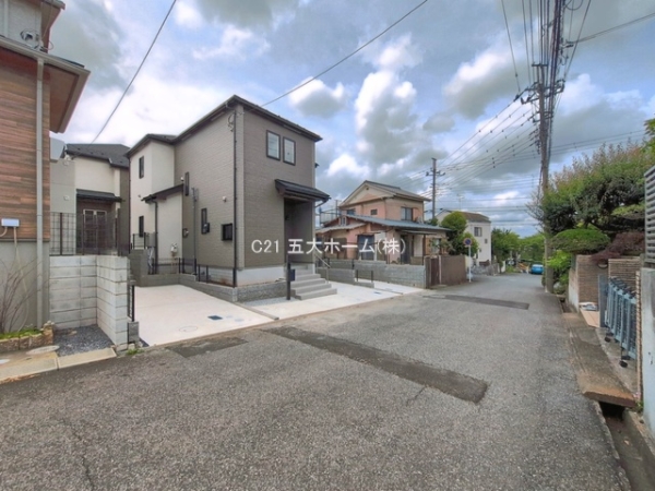 松戸市小金原８丁目の新築一戸建