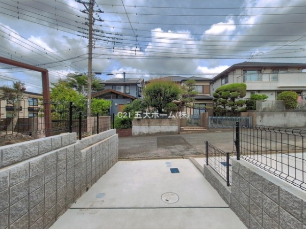 松戸市小金原８丁目の新築一戸建