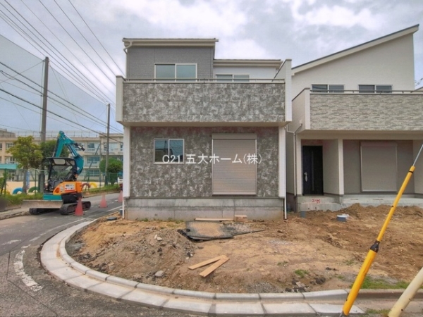 松戸市新松戸６丁目の新築一戸建