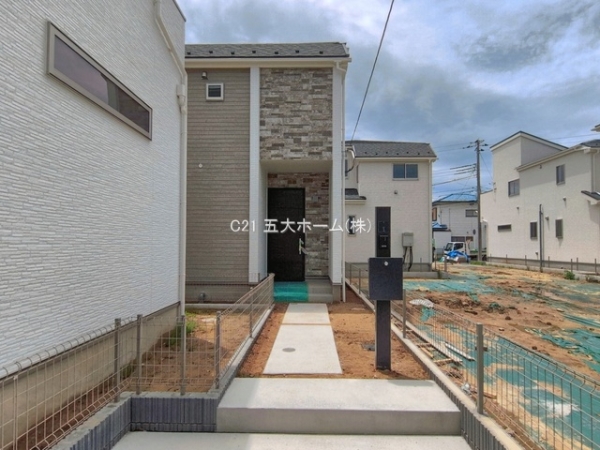 松戸市新松戸６丁目の新築一戸建