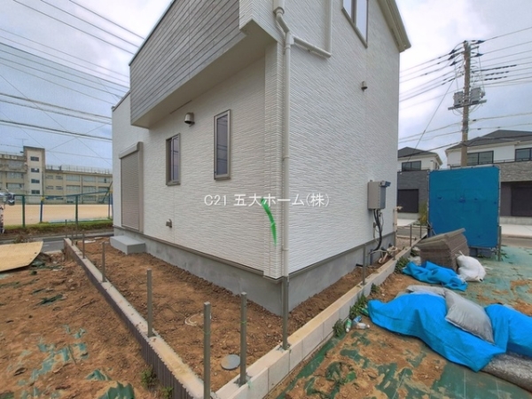 松戸市新松戸６丁目の新築一戸建