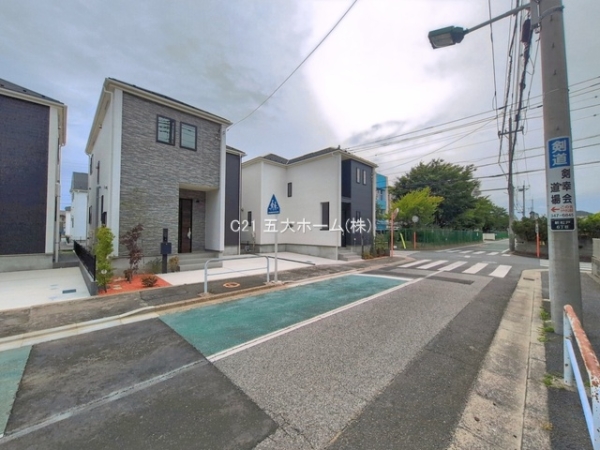 松戸市新松戸６丁目の新築一戸建
