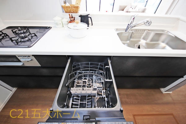 松戸市新松戸６丁目の新築一戸建