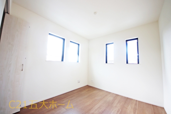 松戸市新松戸６丁目の新築一戸建