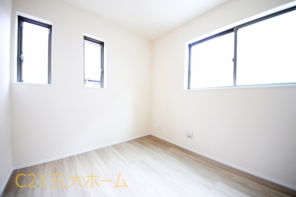 松戸市松飛台の新築一戸建