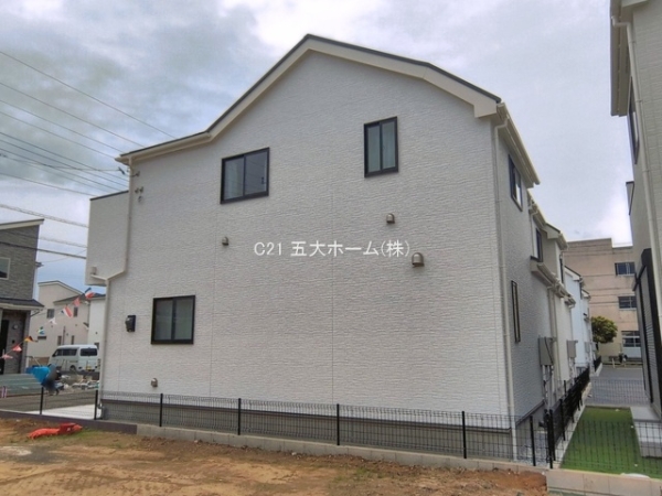松戸市新松戸６丁目の新築一戸建