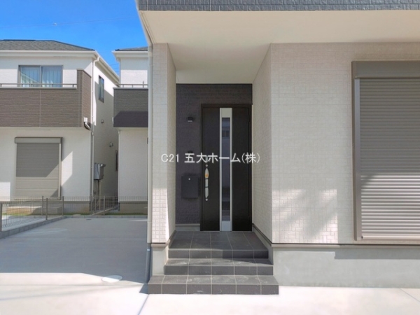 三郷市戸ケ崎５丁目の新築一戸建