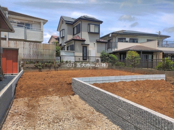 流山市向小金３丁目の新築一戸建