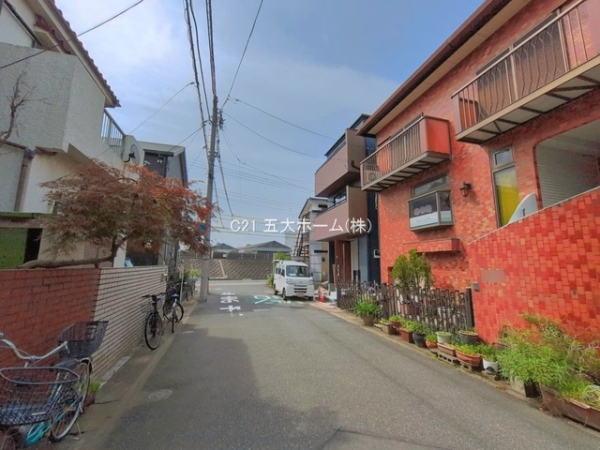 市川市幸２丁目の新築一戸建