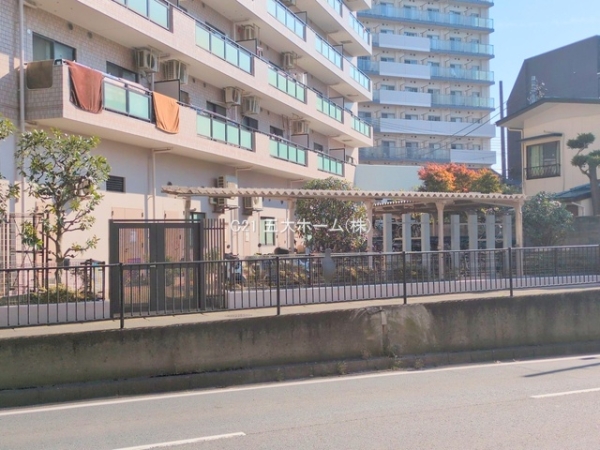 ライオンス?ステーションフ?ラサ?市川国府台