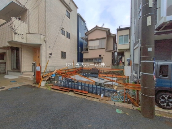 市川市鬼高３丁目の新築一戸建