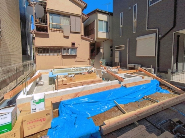 市川市鬼高３丁目の新築一戸建