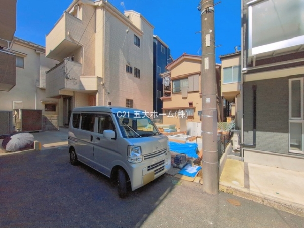 市川市鬼高３丁目の新築一戸建