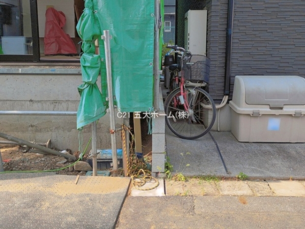 三郷市幸房の新築一戸建
