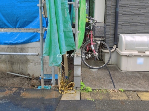 三郷市幸房の新築一戸建