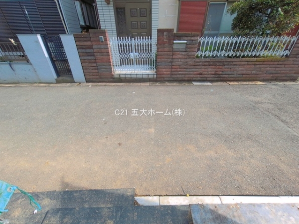 三郷市幸房の新築一戸建