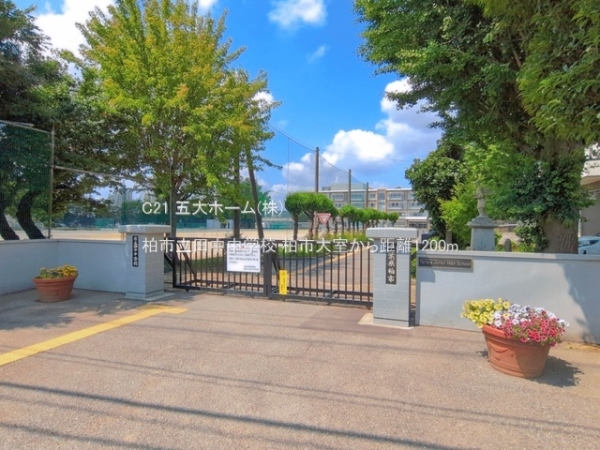 柏市大室の中古一戸建て(柏市立田中中学校)