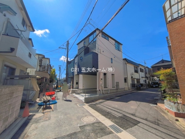 市川市稲荷木２丁目の新築一戸建