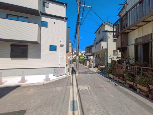 市川市稲荷木２丁目の新築一戸建