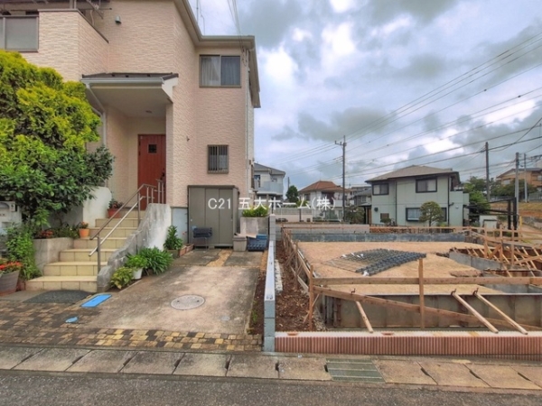 柏市逆井２丁目の新築一戸建