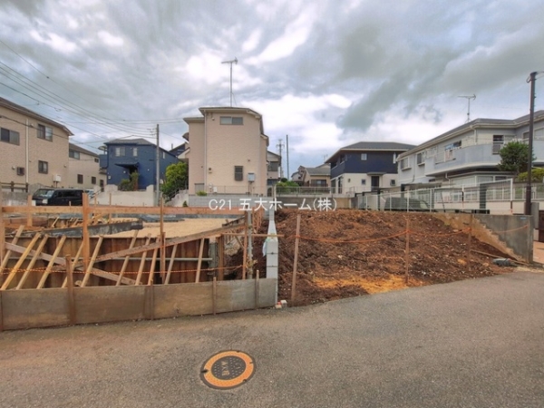 柏市逆井２丁目の新築一戸建
