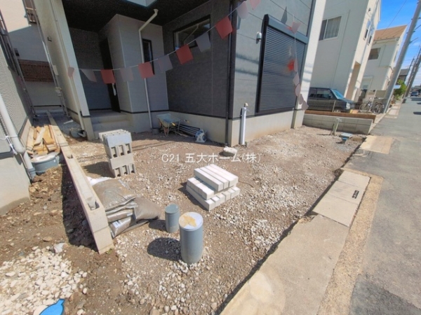 三郷市戸ケ崎１丁目の新築一戸建