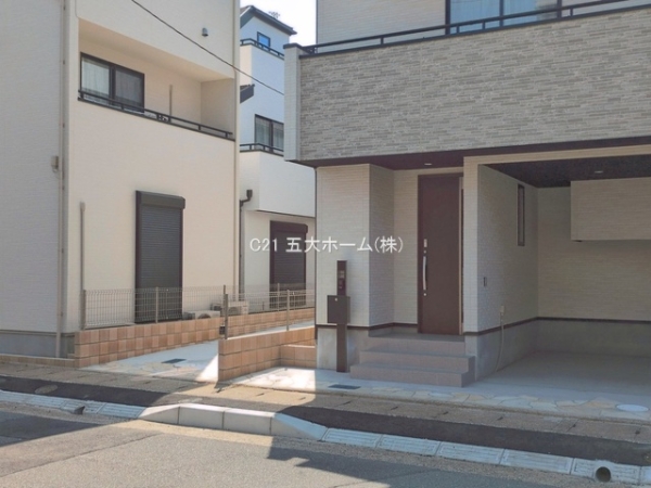 市川市塩焼３丁目の新築一戸建