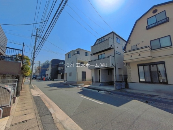 市川市塩焼３丁目の新築一戸建