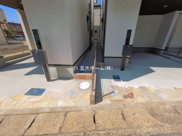 市川市塩焼３丁目の新築一戸建