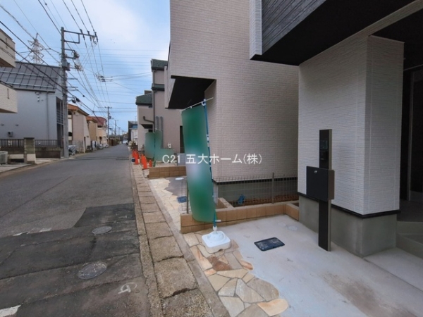 市川市塩焼３丁目の新築一戸建