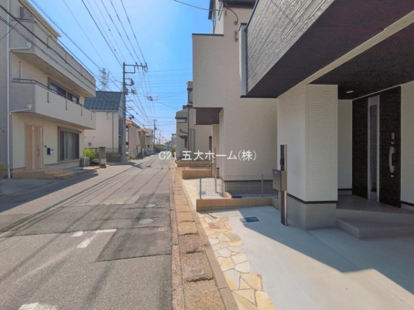 市川市塩焼３丁目の新築一戸建