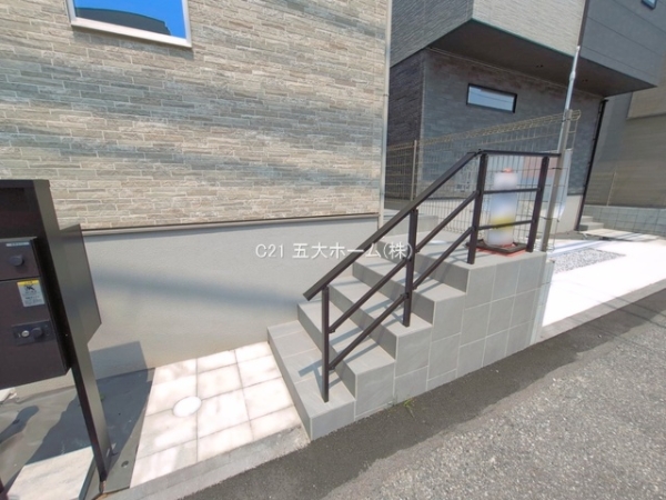 市川市鬼高１丁目の新築一戸建