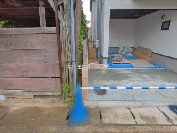 市川市塩焼１丁目の新築一戸建