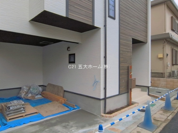 市川市塩焼１丁目の新築一戸建