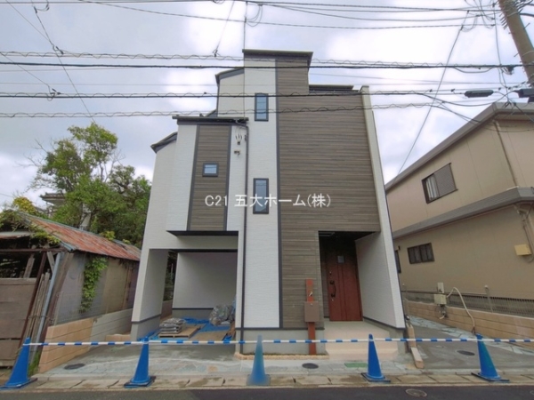 市川市塩焼１丁目の新築一戸建
