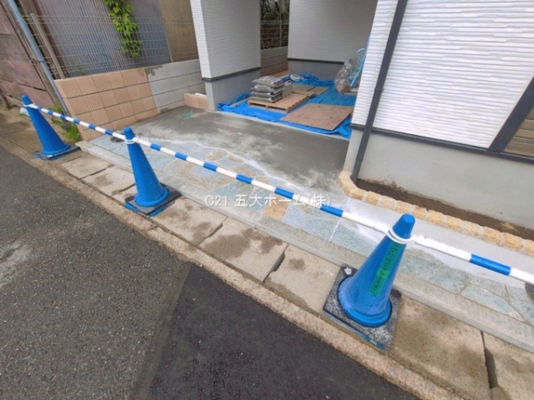 市川市塩焼１丁目の新築一戸建