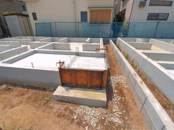 市川市本行徳の新築一戸建