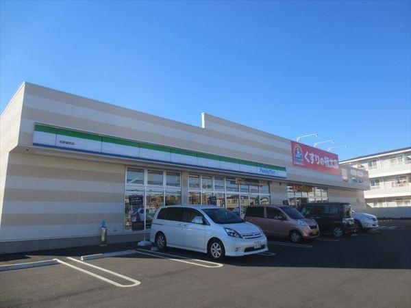 流山市松ケ丘2丁目(ファミリーマート柏新富町店)