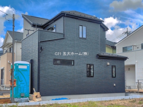 柏市南逆井３丁目の新築一戸建