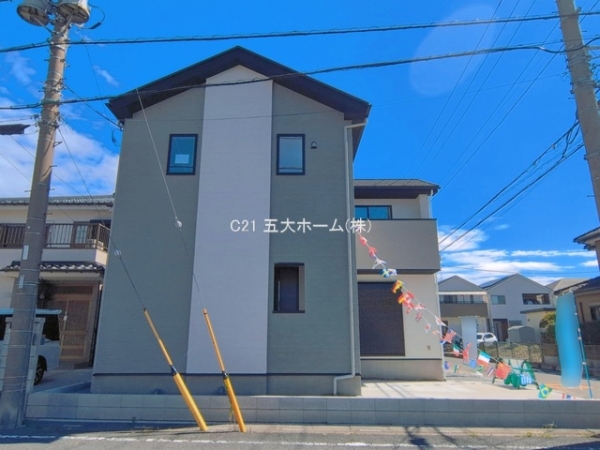 三郷市戸ケ崎１丁目の新築一戸建
