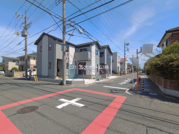 三郷市戸ケ崎１丁目の新築一戸建