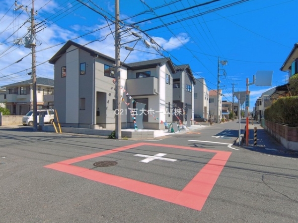 三郷市戸ケ崎１丁目の新築一戸建