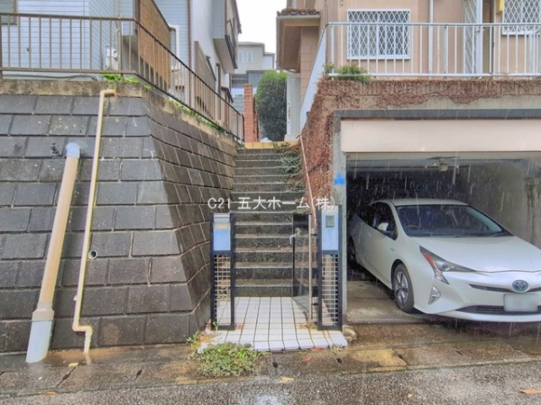 柏市増尾８丁目の中古一戸建て
