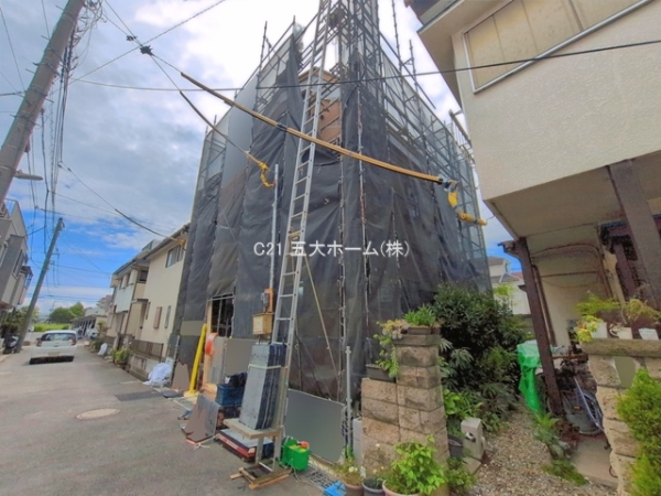 市川市南八幡１丁目の新築一戸建