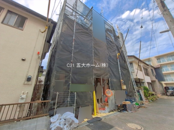 市川市南八幡１丁目の新築一戸建