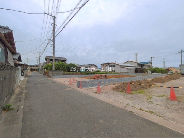 三郷市彦糸１丁目の新築一戸建