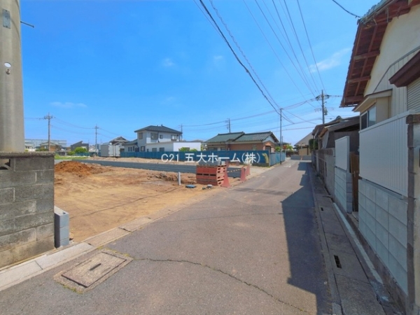 三郷市彦糸１丁目の新築一戸建