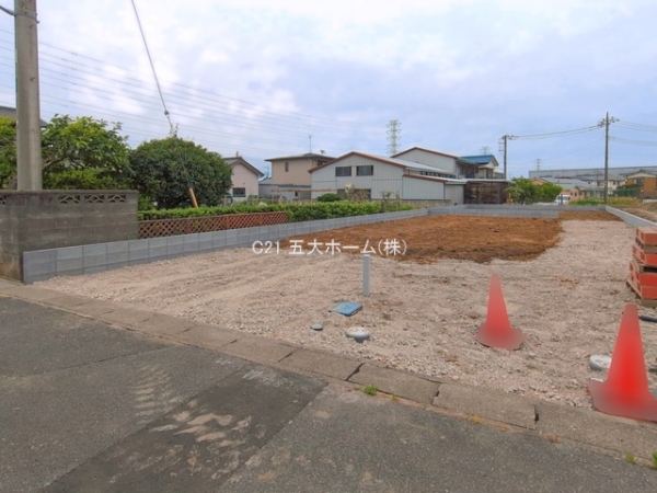 三郷市彦糸１丁目の新築一戸建